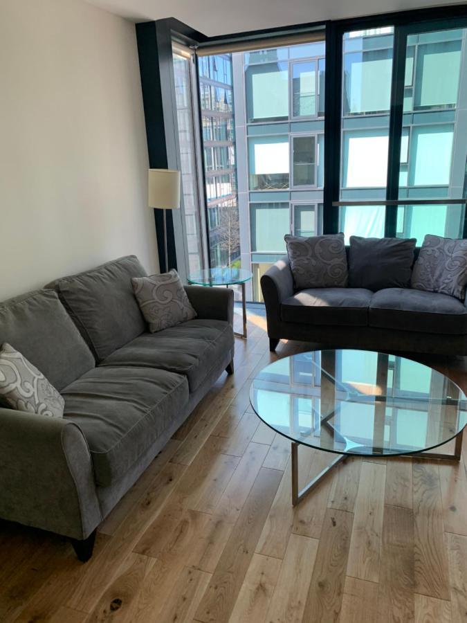Quartermile 1 Bedroom Apartment - With Free Parking Included Эдинбург Экстерьер фото